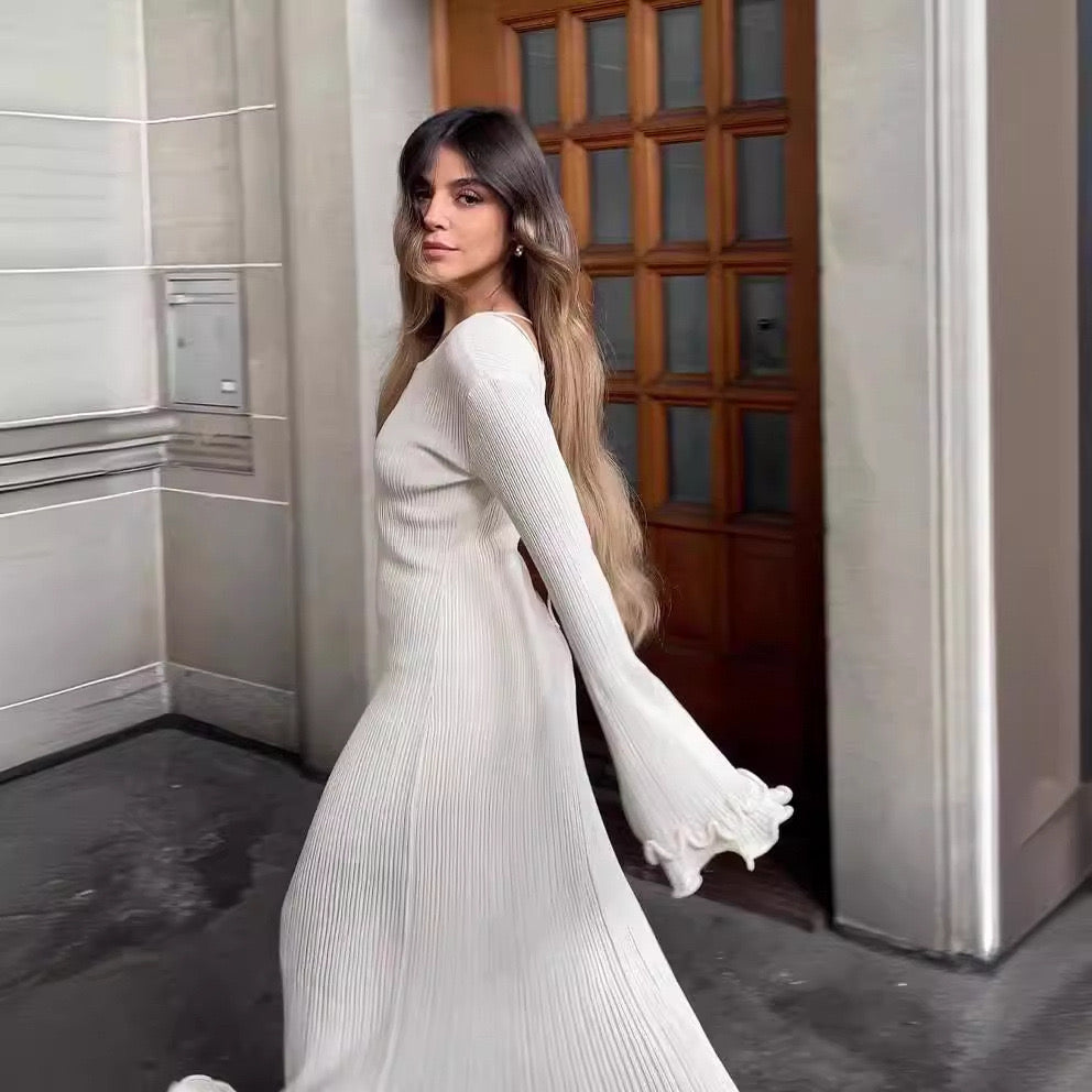 "White Elegance" Langarm Maxikleid