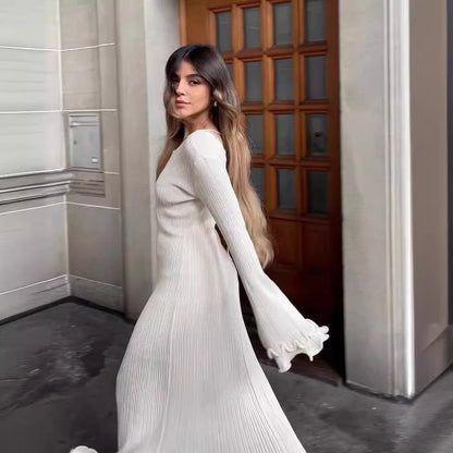 "White Elegance" Langarm Maxikleid